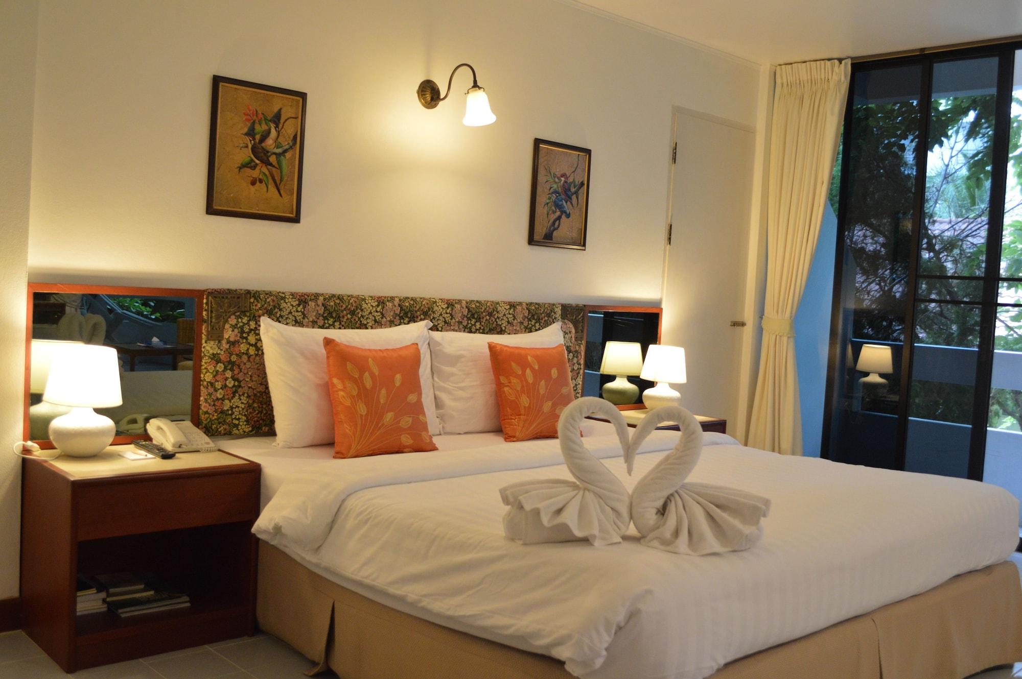 Nern Chalet Beachfront Hotel Hua Hin Exterior photo