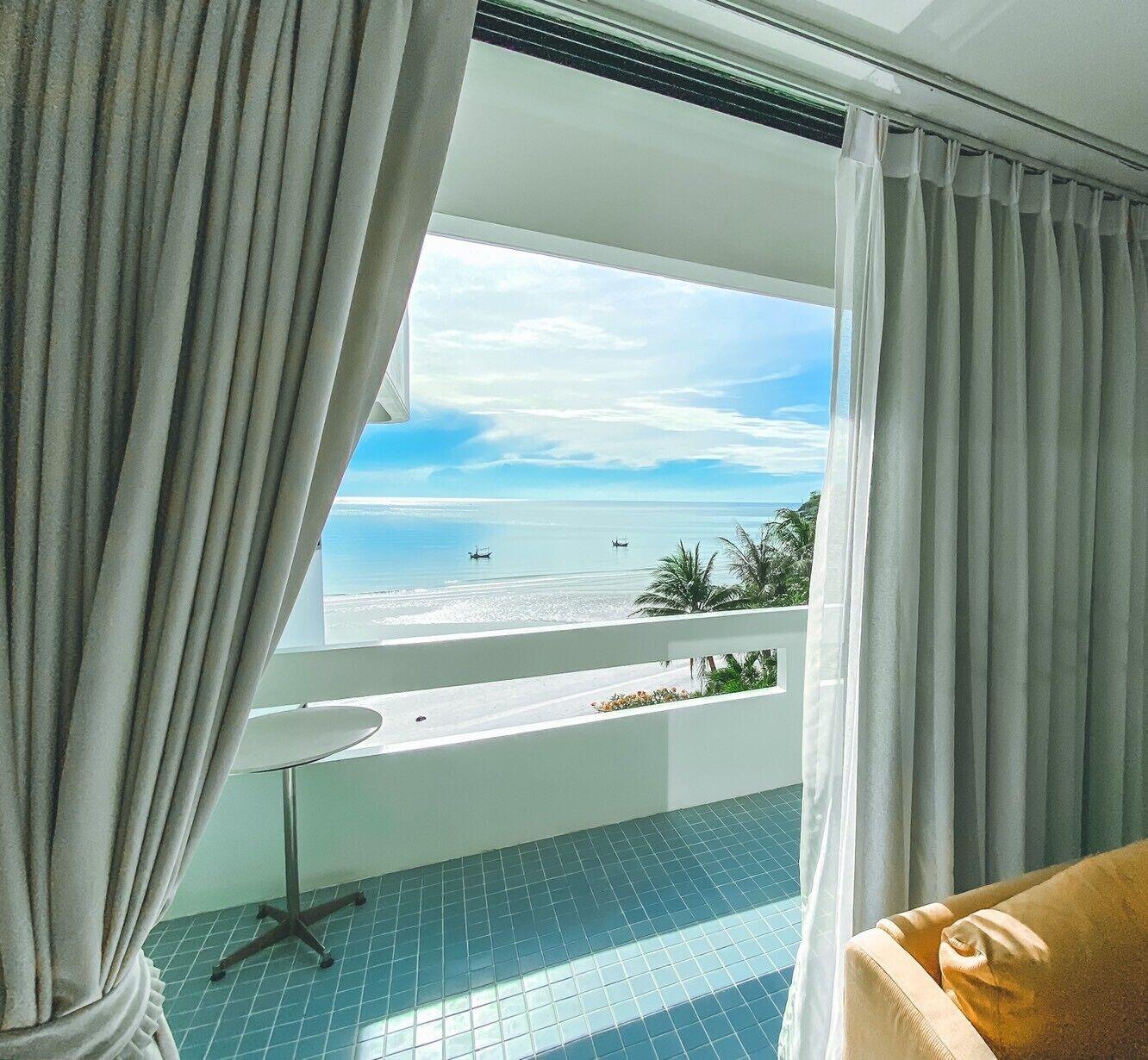 Nern Chalet Beachfront Hotel Hua Hin Exterior photo