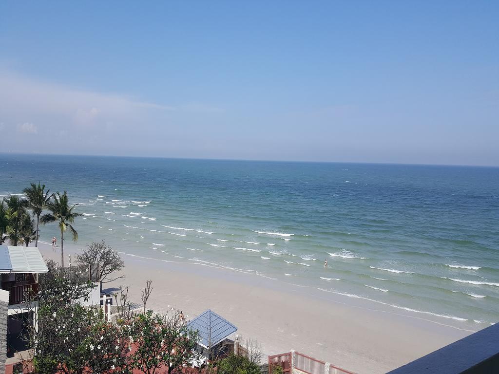 Nern Chalet Beachfront Hotel Hua Hin Exterior photo